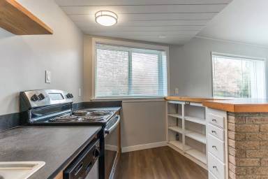 Main picture of 11429 Rainier Ave S
