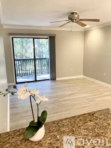 Main picture of Palmetto Commons Conduminiums