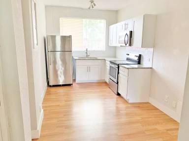 Main picture of 702 S 17th Ave