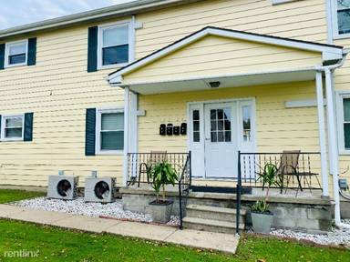 Main picture of 7856 Elm St