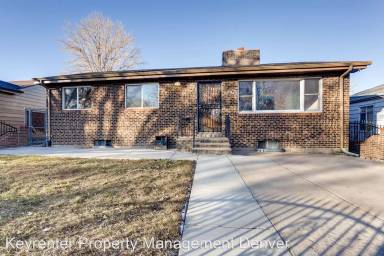 Main picture of 1741 Iola St