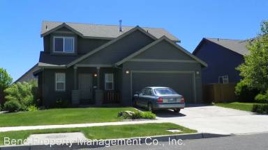 Main picture of 21234 Capella Pl