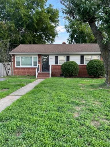 Main picture of 1807 Todds Ln