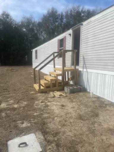Main picture of 2612 Warhorse St