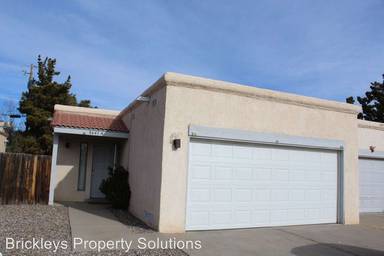 Main picture of 8641 Comanche Rd NE