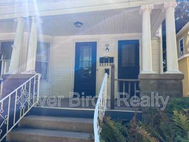 Main picture of 853 S Douglas Ave