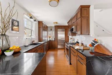 Main picture of 5008 Logan Ave S