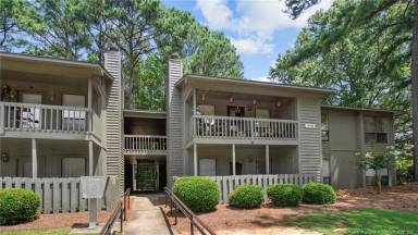 Main picture of 1886 Tryon Dr