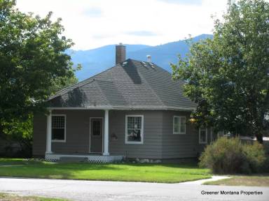 Main picture of 401 College St