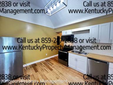 Main picture of 227 E Seventh St