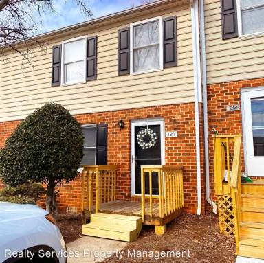 Main picture of 542 Leesville Rd