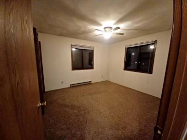 Main picture of 220 W 12th St