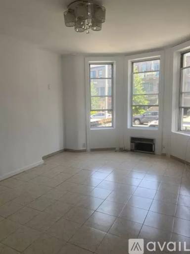 Main picture of 87 19th St
