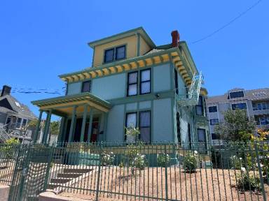Main picture of 1945 2nd Ave