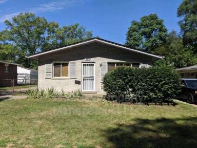 Main picture of 16127 Riverview St