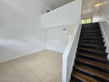 Main picture of 4008 Dolomite St
