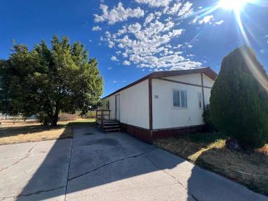 Main picture of Golden Hills Mobile Home Park