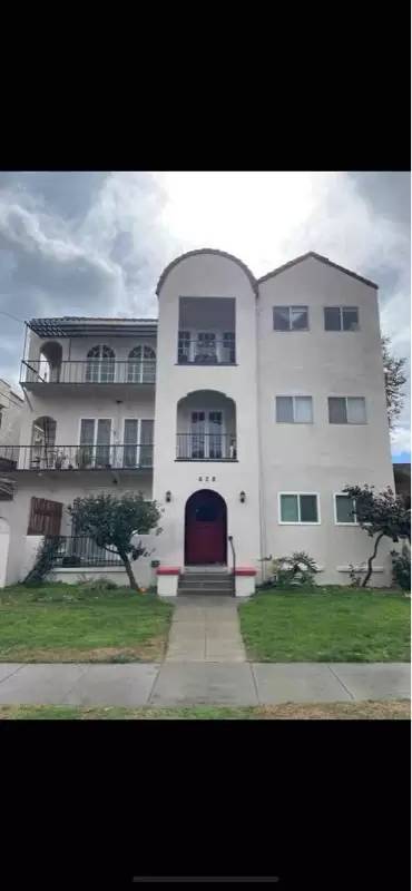 Main picture of 628 E Elk Ave