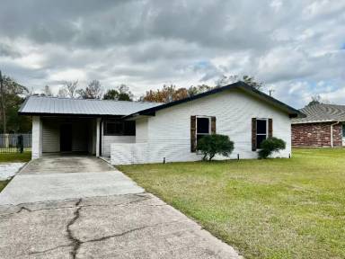 Main picture of 212 Dogwood Dr