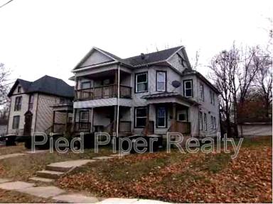 Main picture of 311 E Pleasant St