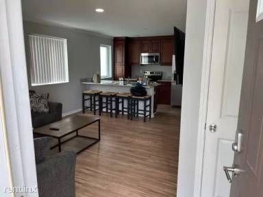 Main picture of 126 Hill St