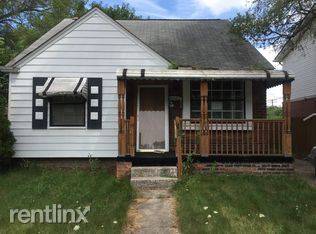 Main picture of 20110 Northlawn St