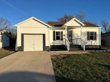 Main picture of 464 N Maple St