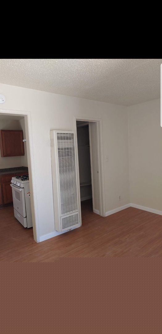 Main picture of 17442 N D St