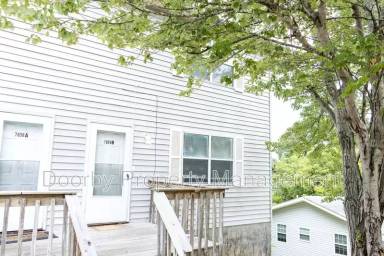 Main picture of 7808 Holiday Hills Cir