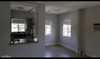 Main picture of 7110 Bay Dr