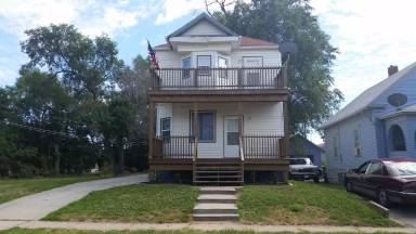 Main picture of 107 W F St