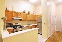 Main picture of 676 Jamaica Ave