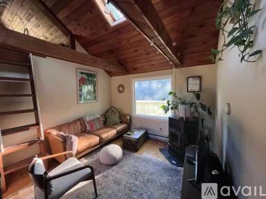 Main picture of 103 Shore Dr