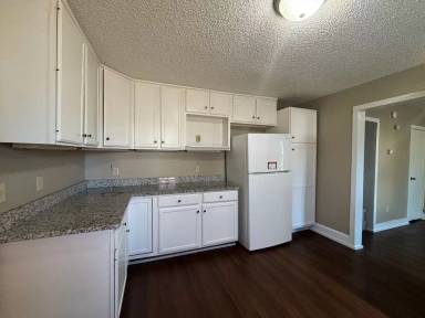 Main picture of 188 Front Ave