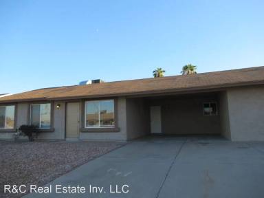 Main picture of 831 W Oxford Dr