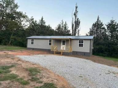 Main picture of 1733 Black Zion Rd