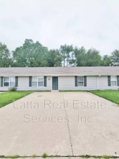 Main picture of 408 S Johnson Dr