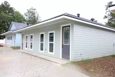 Main picture of 200 Harper St