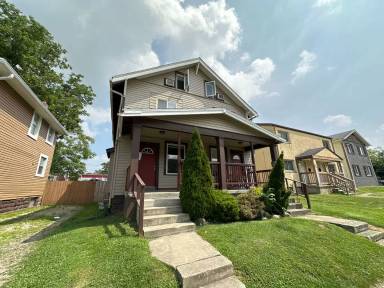 Main picture of 289 E 18th Ave
