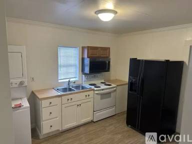 Main picture of 512 Maurice St