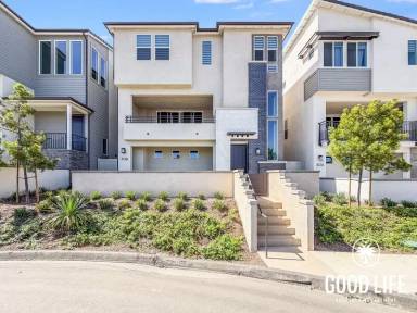 Main picture of 308 Triangular Rd