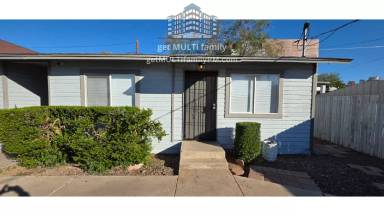 Main picture of 3926 E Earll Dr