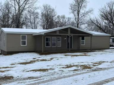 Main picture of 534 E County Road 200 N