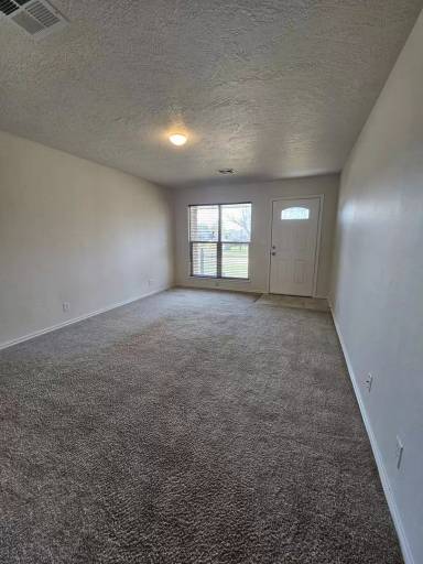 Main picture of 1345 Columbia Cir