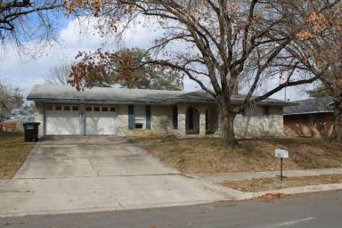 Main picture of 503 Downshire Dr