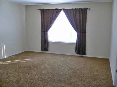 Main picture of 2111 W Saint Thomas More Way
