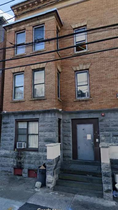 Main picture of 42 Park Ave