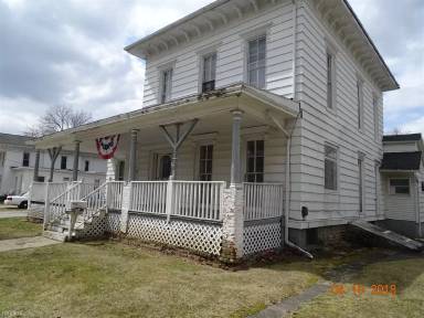 Main picture of 327 North St
