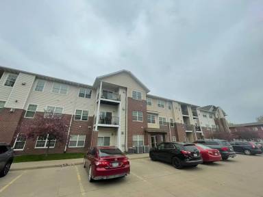Main picture of 629 Grandview Ct