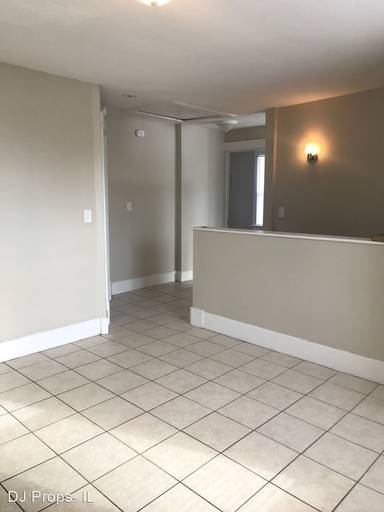 Main picture of 1801 34th St